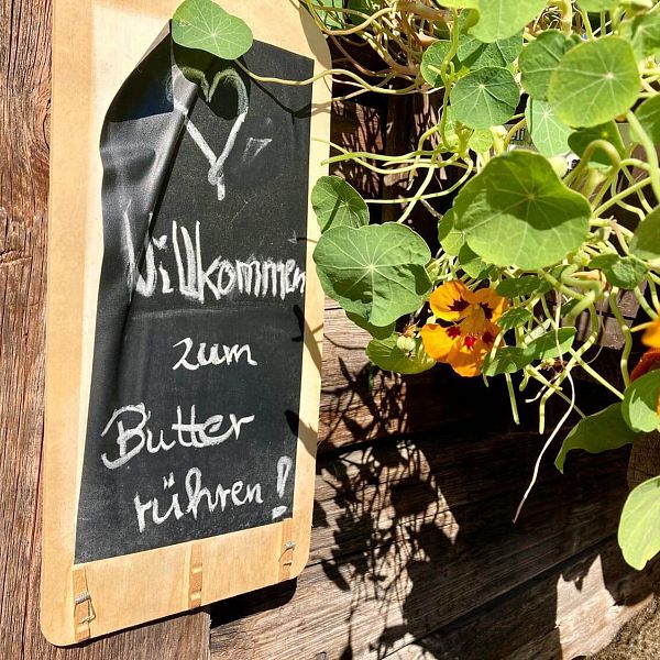 almleben-butterherstellung-kaiserwinkl11