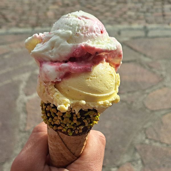 kaiserwinkl-minigolf-18-eis-in-tute
