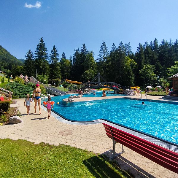 Schwimm_KössenAb ins Wasser
