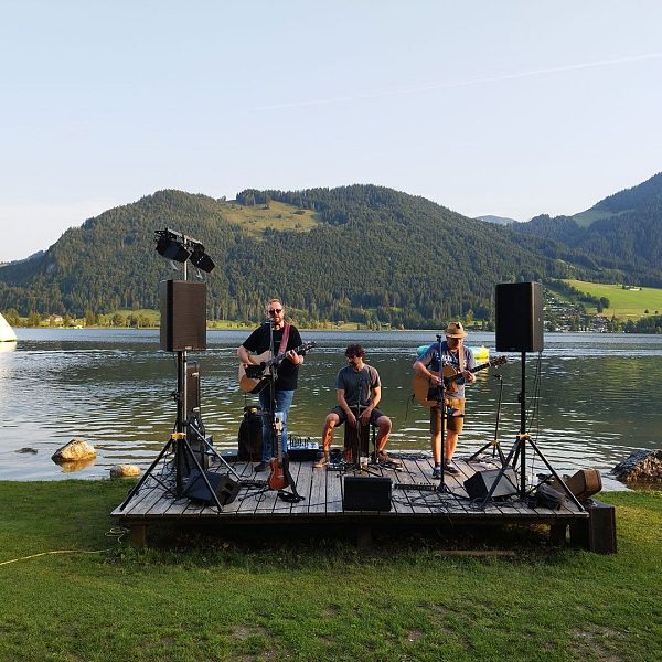 Sommernachtstraum-Live-Band-string-power