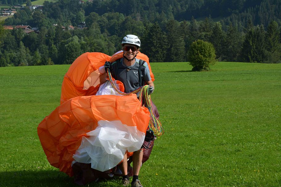 Flug_KaiserwinkelLeo Dagn
