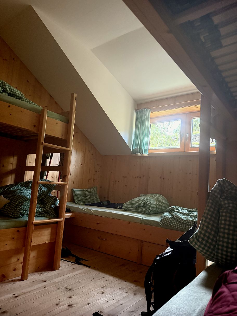 kaiserwinkl_magazin_zweitageswanderung_stripsenjoch_hütte