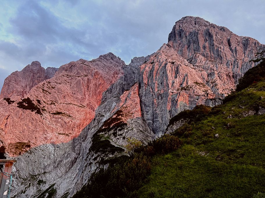 kaiserwinkl_magazin_zweitageswanderung_stripsenjoch_sonnenuntergang