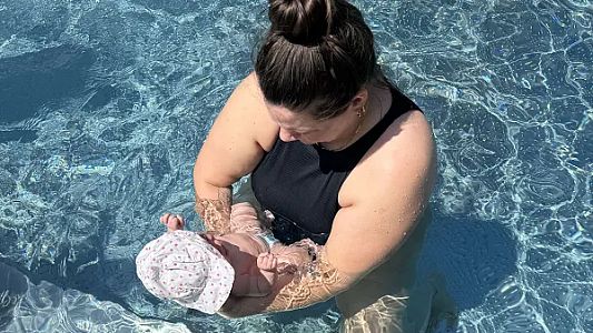Ein Tag mit Baby im Kössener Waldschwimmbad